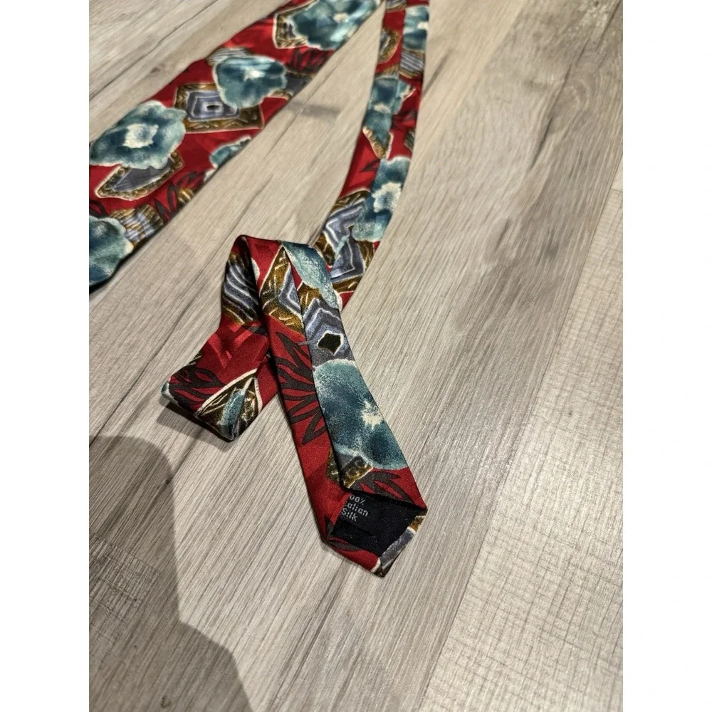 Vintage Bugatti Blue & Red Floral 100% Italian Silk Tie